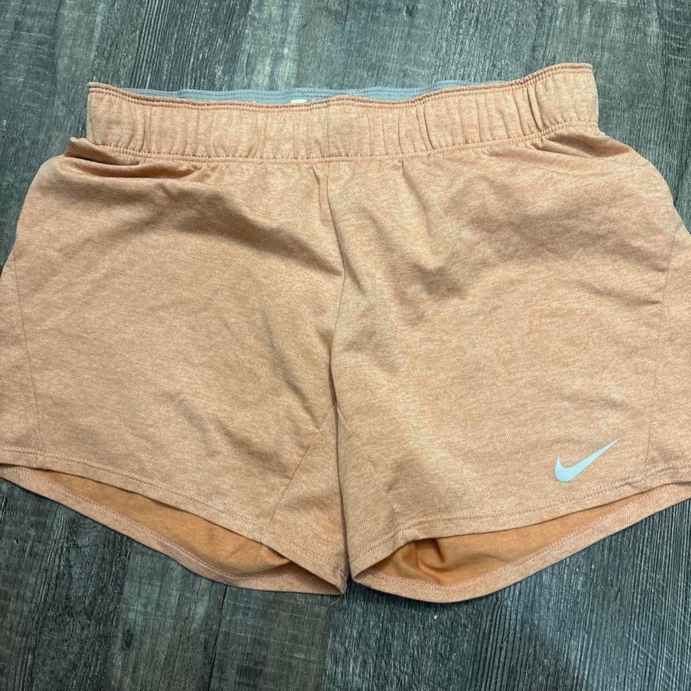 nike size smal
